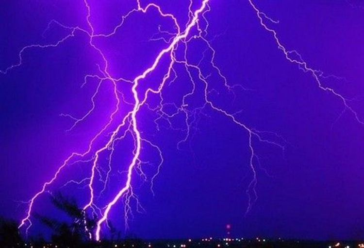 暴雨天氣無線傳輸設(shè)備如何防雷？